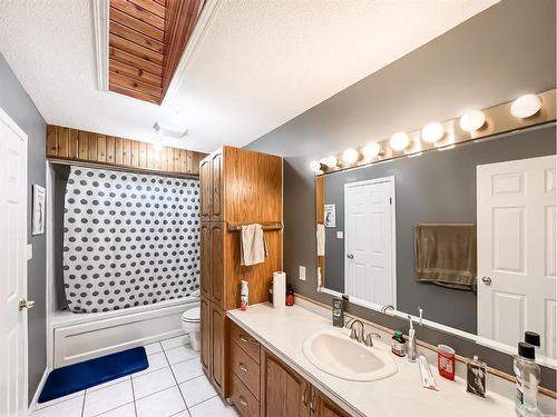 70341 Rr 222, Rural Greenview No. 16, M.D. Of, AB - Indoor Photo Showing Bathroom