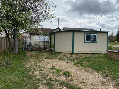 5031 45 Avenue, Spirit River, AB - Outdoor