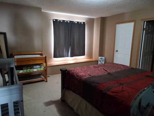 4508 47 Street, Grimshaw, AB - Indoor Photo Showing Bedroom