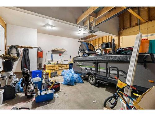 5411 17 Avenue Nw, Edmonton, AB - Indoor Photo Showing Garage