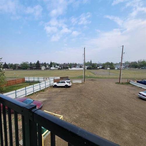 204-5300 45 Avenue, Grimshaw, AB - Outdoor With View