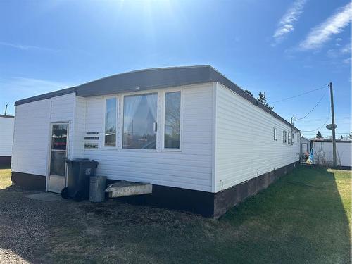 5117 51 Avenue, Berwyn, AB - Outdoor With Exterior