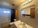 5117 51 Avenue, Berwyn, AB  - Indoor Photo Showing Bathroom 