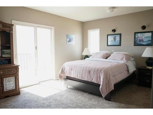 50010 733A Township, Rural Grande Prairie No. 1, County Of, AB - Indoor Photo Showing Living Room