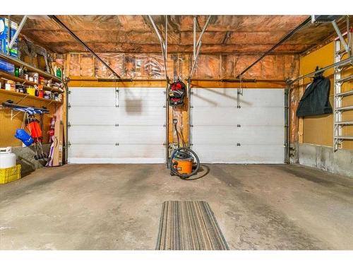 9518 62 Avenue, Grande Prairie, AB - Indoor Photo Showing Garage