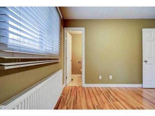 A/B-10235 107 Avenue, Grande Prairie, AB - Indoor Photo Showing Other Room