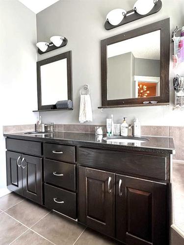 10713 158 Avenue, Rural Grande Prairie No. 1, County Of, AB - Indoor Photo Showing Bathroom