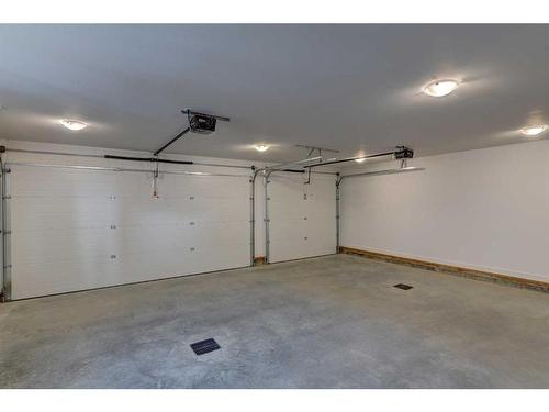 10321 128 Avenue, Grande Prairie, AB - Indoor Photo Showing Garage
