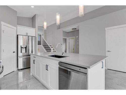 10321 128 Avenue, Grande Prairie, AB - Indoor Photo Showing Kitchen With Upgraded Kitchen