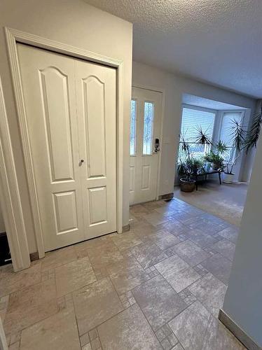 9359 66 Avenue, Grande Prairie, AB - Indoor Photo Showing Other Room