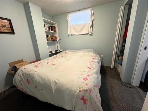 9359 66 Avenue, Grande Prairie, AB - Indoor Photo Showing Bedroom