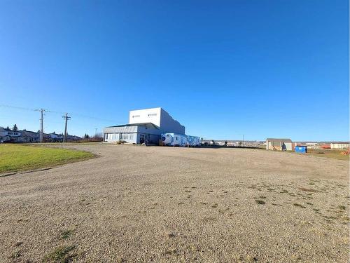 9910 82 Street, Peace River, AB 