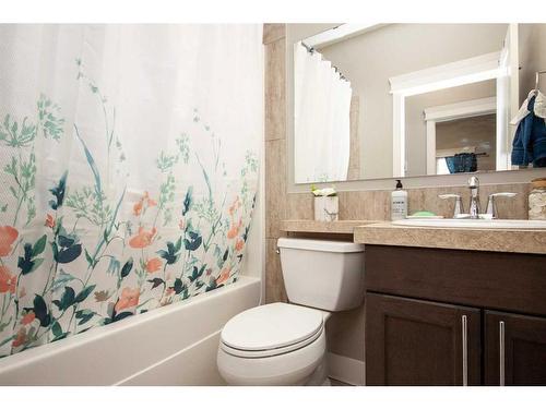 10546 113A Street, Grande Prairie, AB - Indoor Photo Showing Bathroom