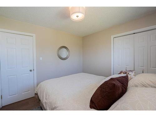 33008 742 Township, Rural Grande Prairie No. 1, County Of, AB - Indoor Photo Showing Bedroom