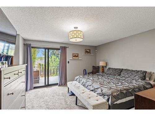 9810 105 Avenue, Grande Prairie, AB - Indoor Photo Showing Bedroom