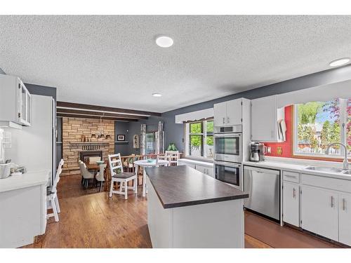 9810 105 Avenue, Grande Prairie, AB - Indoor Photo Showing Kitchen
