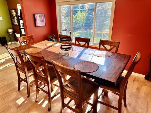 8805 101 Avenue, Peace River, AB - Indoor Photo Showing Dining Room