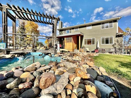 8805 101 Avenue, Peace River, AB - Outdoor