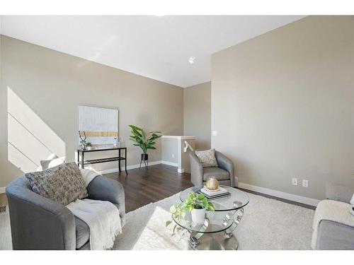 80 Walden Square Se, Calgary, AB - Indoor Photo Showing Living Room