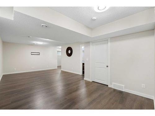 80 Walden Square Se, Calgary, AB - Indoor Photo Showing Other Room