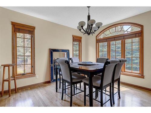 8226 Tamarack Trail, Rural Grande Prairie No. 1, County Of, AB - Indoor Photo Showing Dining Room