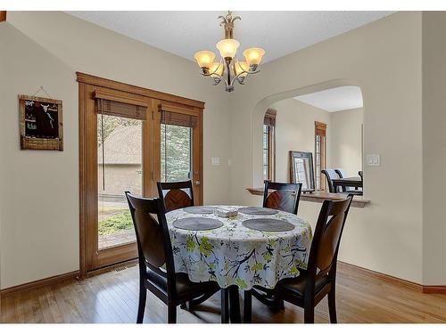 8226 Tamarack Trail, Rural Grande Prairie No. 1, County Of, AB - Indoor Photo Showing Dining Room