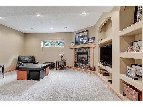 8226 Tamarack Trail, Rural Grande Prairie No. 1, County Of, AB - Indoor With Fireplace