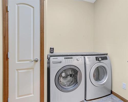 8226 Tamarack Trail, Rural Grande Prairie No. 1, County Of, AB - Indoor Photo Showing Laundry Room