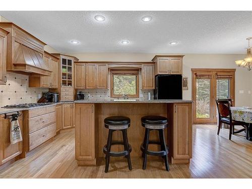 8226 Tamarack Trail, Rural Grande Prairie No. 1, County Of, AB - Indoor Photo Showing Kitchen