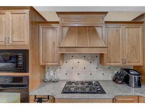 8226 Tamarack Trail, Rural Grande Prairie No. 1, County Of, AB - Indoor Photo Showing Kitchen