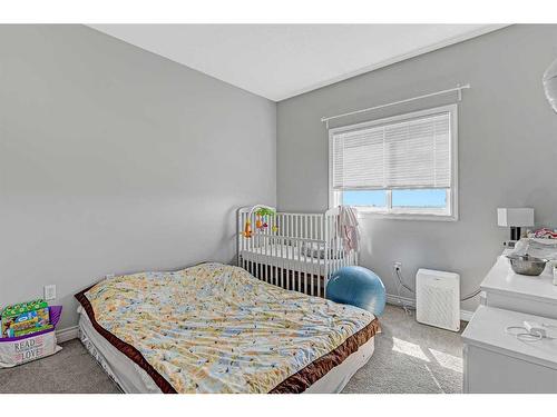 403-9221 Lakeland Drive, Grande Prairie, AB - Indoor Photo Showing Bedroom