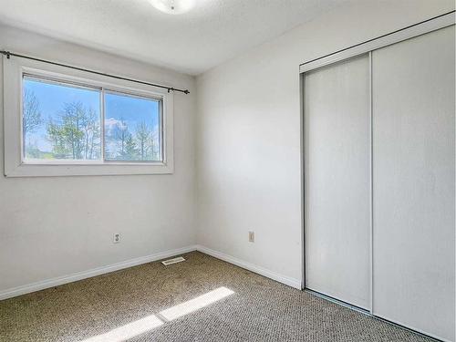 10638 Shand Avenue, Grande Cache, AB - Indoor Photo Showing Other Room