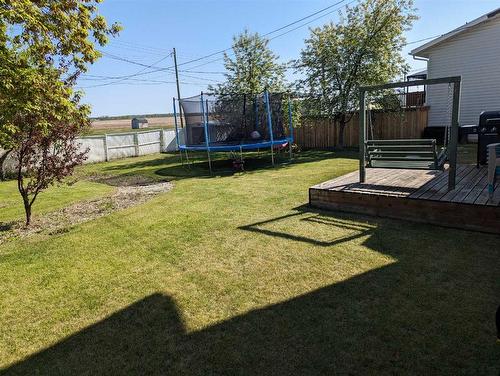 4326 49 Avenue, Grimshaw, AB - Outdoor With Backyard