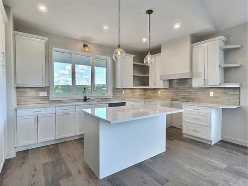 9-715034 Range Road 73, Rural Grande Prairie No. 1, County Of, AB - Indoor Photo Showing Kitchen With Upgraded Kitchen