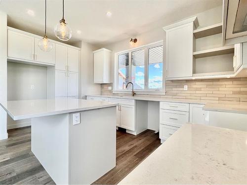 9-715034 Range Road 73, Rural Grande Prairie No. 1, County Of, AB - Indoor Photo Showing Kitchen With Upgraded Kitchen