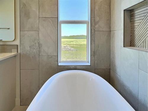 9-715034 Range Road 73, Rural Grande Prairie No. 1, County Of, AB - Indoor Photo Showing Bathroom