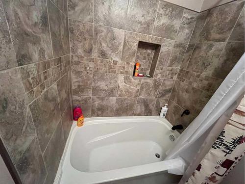 151 Peace Avenue, Joussard, AB - Indoor Photo Showing Bathroom