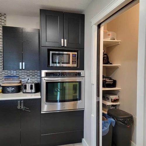 5304 54 Avenue, Grimshaw, AB - Indoor Photo Showing Kitchen