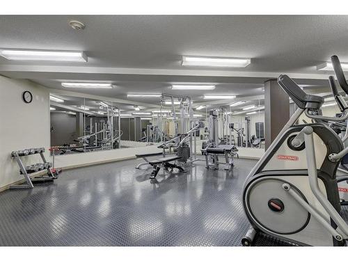 318-9124 96 Avenue, Grande Prairie, AB - Indoor Photo Showing Gym Room
