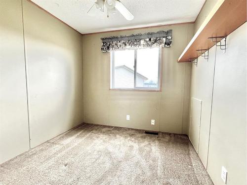 519 Kimble Street, Rural Grande Prairie No. 1, County Of, AB - Indoor Photo Showing Other Room