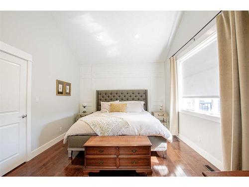 5905 90A Street, Grande Prairie, AB - Indoor Photo Showing Bedroom