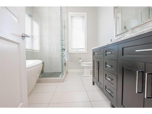 5905 90A Street, Grande Prairie, AB - Indoor Photo Showing Bathroom