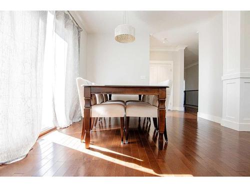 5905 90A Street, Grande Prairie, AB - Indoor Photo Showing Dining Room