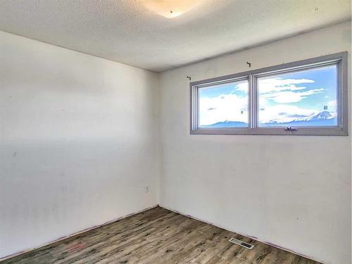 10845 98 Avenue, Grande Cache, AB - Indoor Photo Showing Other Room