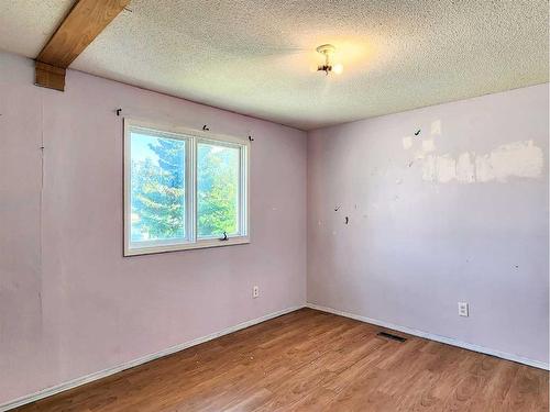 10845 98 Avenue, Grande Cache, AB - Indoor Photo Showing Other Room