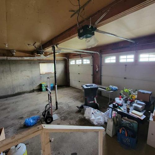 11719 103 Street, Peace River, AB - Indoor Photo Showing Garage