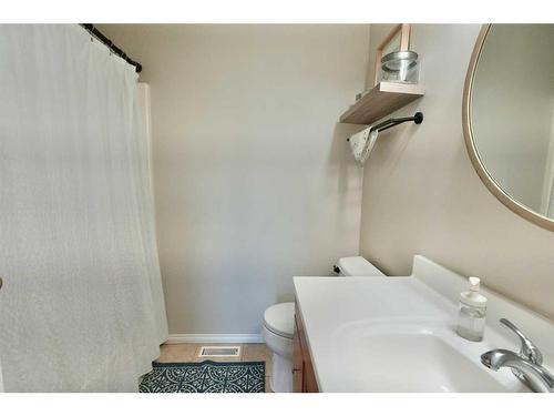 11513 103 Street, Peace River, AB - Indoor Photo Showing Bathroom