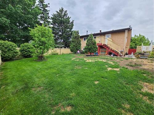7529 96 Street, Peace River, AB - Outdoor