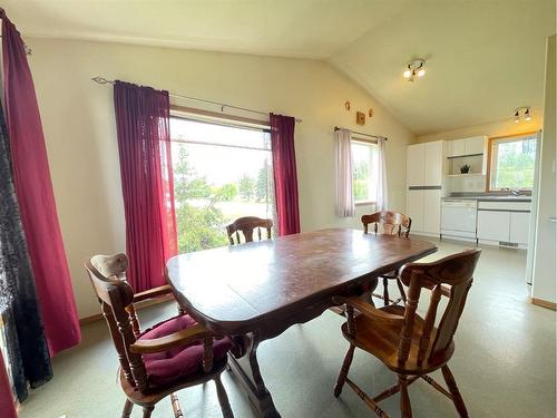 26-1St Avenue Sw, Joussard, AB - Indoor Photo Showing Dining Room