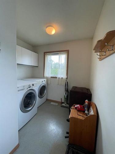 26-1St Avenue Sw, Joussard, AB - Indoor Photo Showing Laundry Room